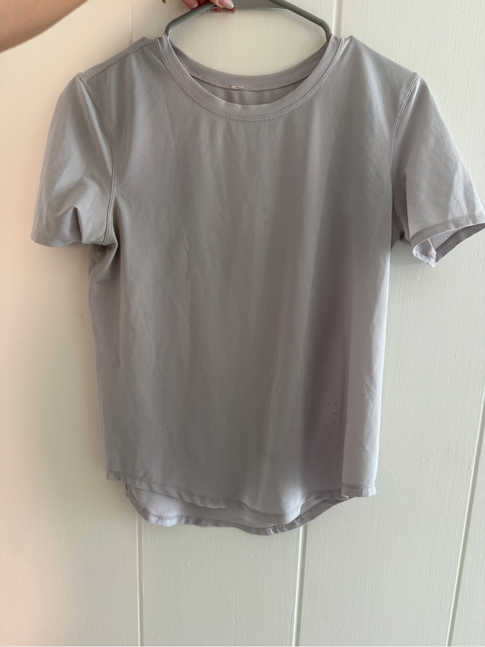 Lululemon Light Gray Short Sleeve Performance Tee